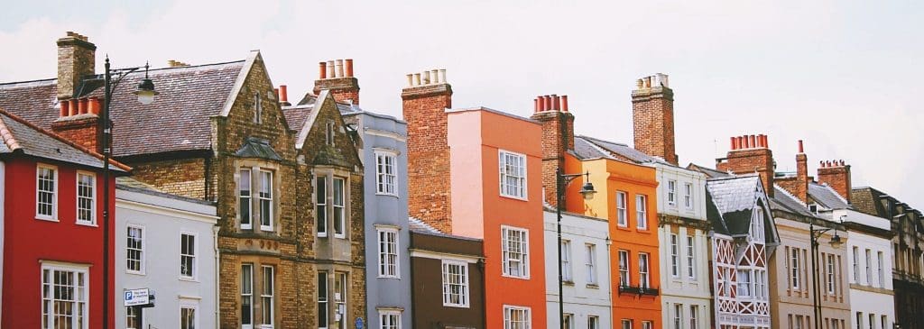Row of terraced houses, the type of first home bought with a gifted deposit mortgage